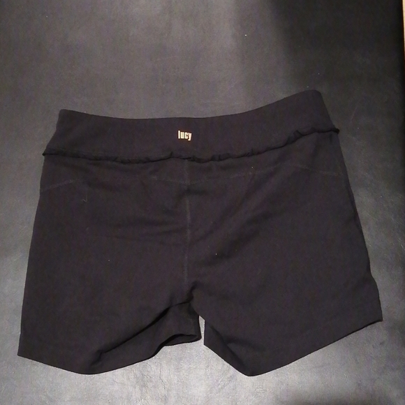 Lucy shorts - Picture 1 of 3